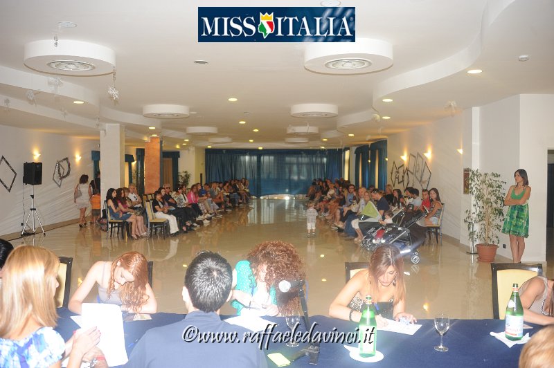 30.6.2013 CASTING MISS ITALIA  (11).JPG